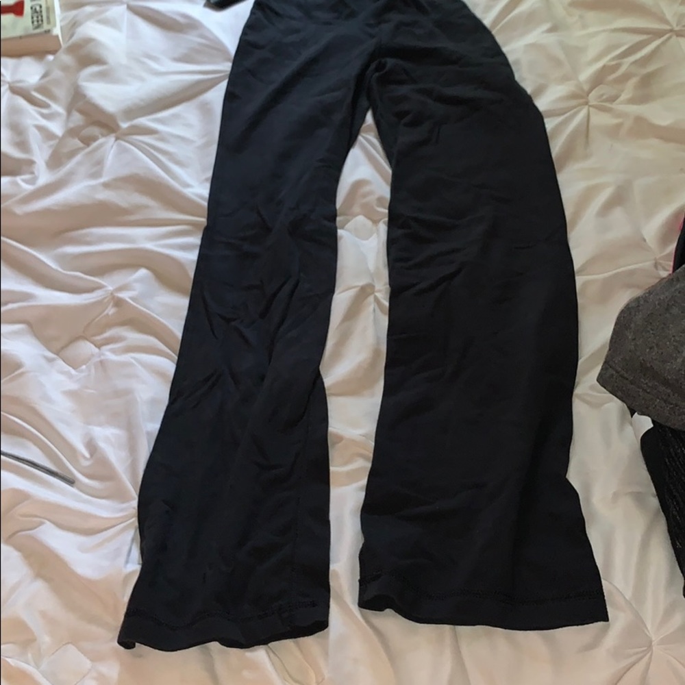 black reebok sweatpants